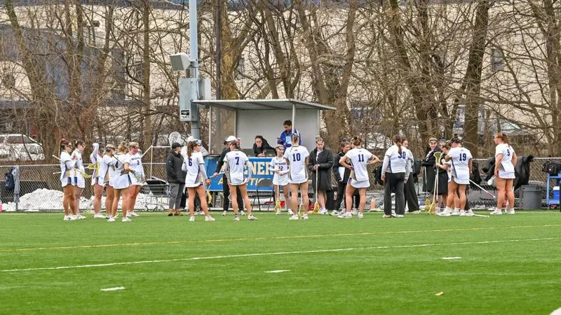 Women's Lacrosse Earns IWLCA Academic Honors
