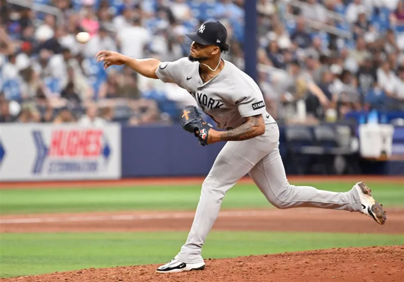 The Pirates make their first deadline bullpen addition, acquiring right-hander Camilo Doval from the Yankees