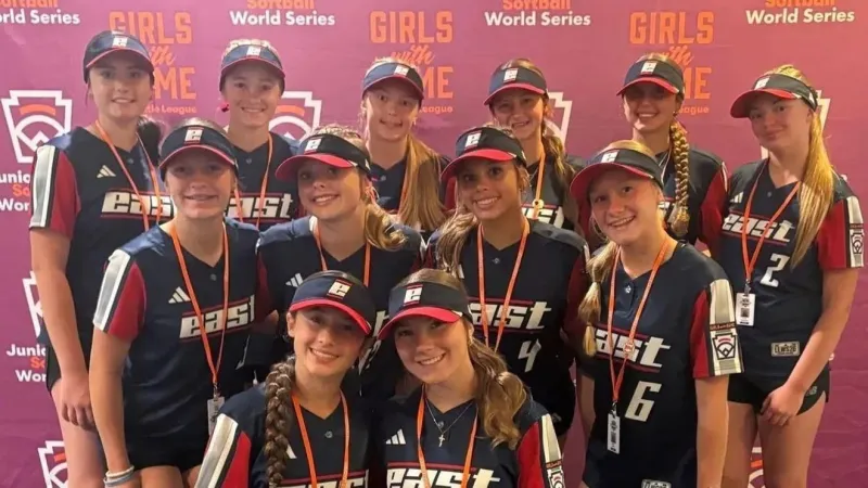 West Suburban 14U softball team advances out of pool play at Junior League World Series