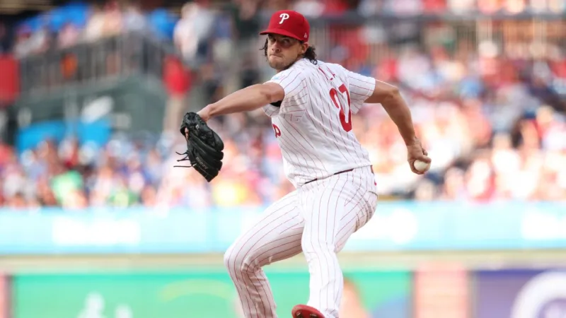 Phillies' Nola takes line drive off knee, leaves start in 6th