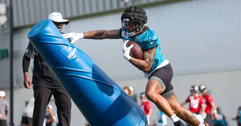The Eagles cut some guys and signed some guys