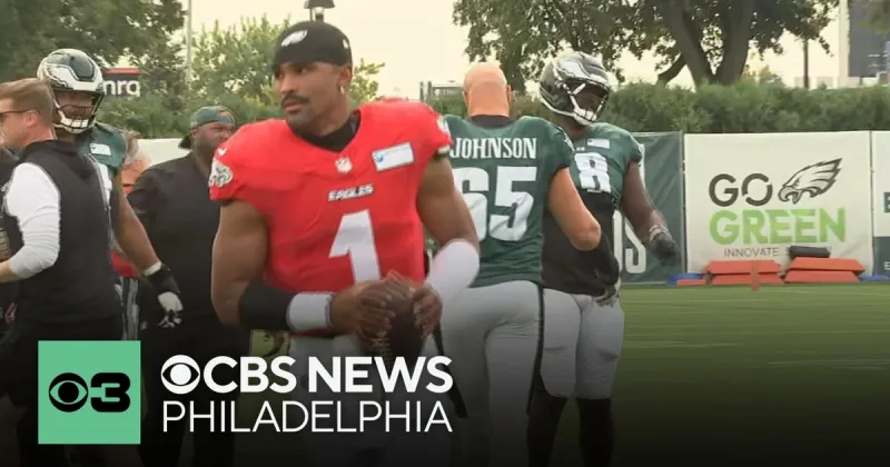 Jalen Hurts is adjusting well to Eagles' new offense, Fangio says
