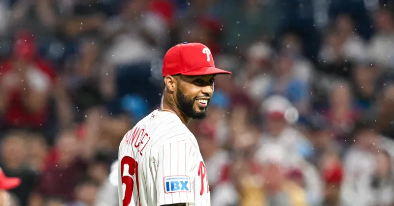 Cristopher Snchez becomes 1st pitcher to 16 wins as Phillies beat Marlins