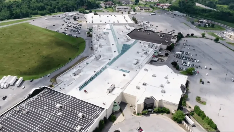 Johnstown Galleria tenants consider lawsuit over abandoned Sears, Bon-Ton stores