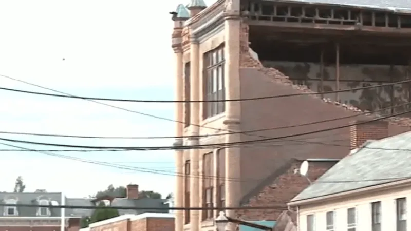 Multiple structures reportedly collapse in Columbia during tornado warning