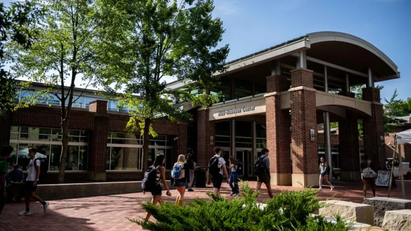 Photo Gallery: The sights of a new semester at Penn State