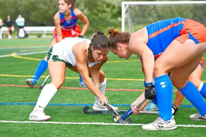 Barwick, Berge Named to NFHCA Division III Watchlist