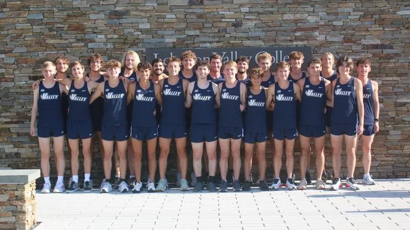 Men's Cross Country Team Earns Multiple Preseason National Rankings