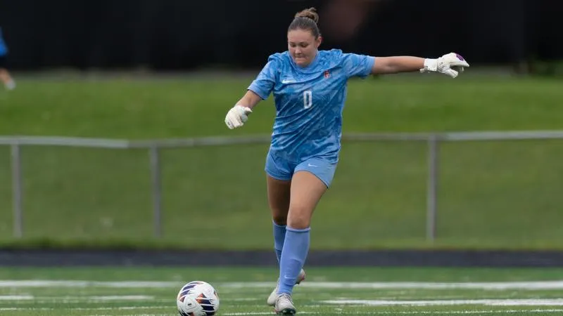 Women's Soccer Drops Opener to No. 25 Mercy