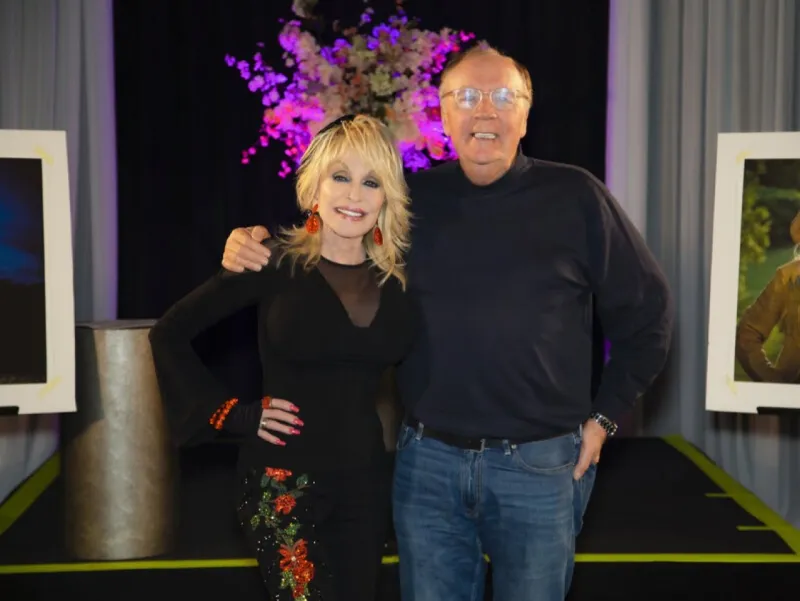 She was about to perform as Dolly Parton when she learned Dolly had died