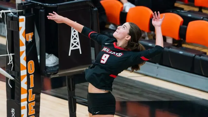Volleyball swept twice on opening day