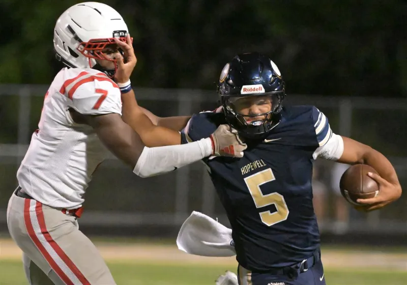 James Armstrong's 3 touchdowns help No. 2 Hopewell stun No. 1 Avonworth