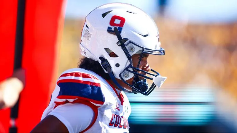RMU Football Rolls Past Wagner Behind Combs' Three-Touchdown Performance