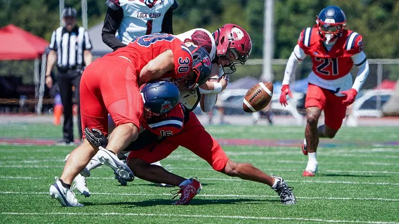 RECAP: Football battles in season opener but falls to Lock Haven, 24-16