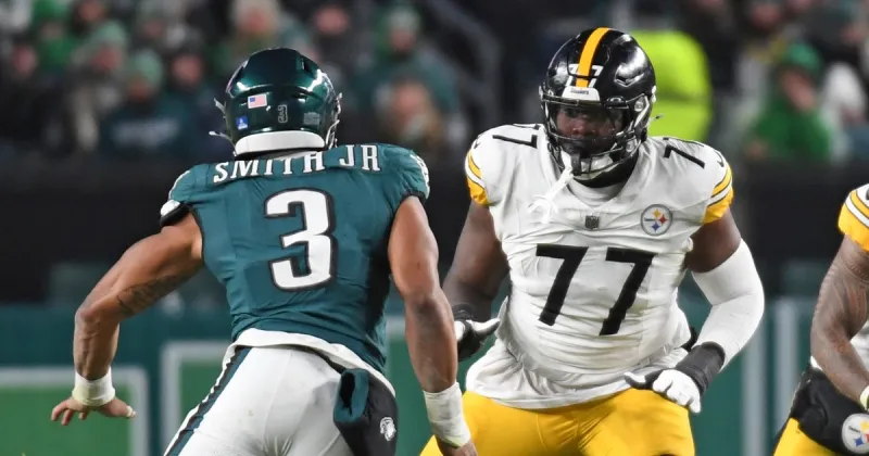 Eagles worked out an intriguing edge defender; Cowboys made a weird trade
