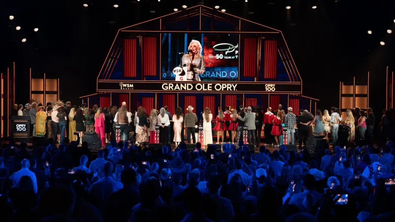 See Grand Ole Opry Dedicate Entire Performance to Dolly Parton's Music
