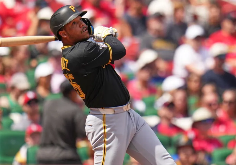 Homers from Esmerlyn Valdez, Jared Triolo lead the Pirates to a series win against the St. Louis Cardinals