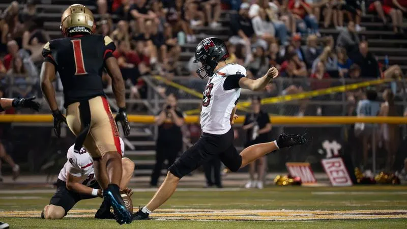 Quintois Opens Season as PSAC Special Teams Athlete of the Week