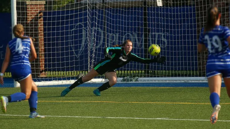 Smith, Laiser help women's soccer to season-opening draw at F&M