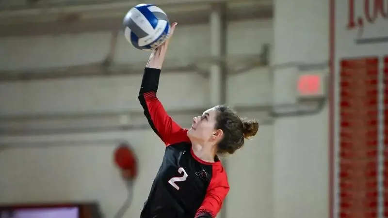 Volleyball Opens Season in Marathon Match Against Wilkes