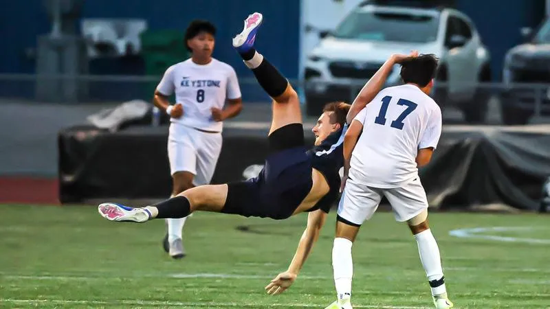 Giants Battle to Final Whistle in 1-0 Setback Against Centenary