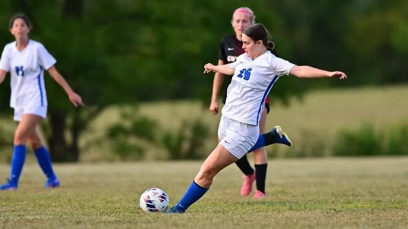 Women's Soccer Drops Season Opener In Defensive Battle