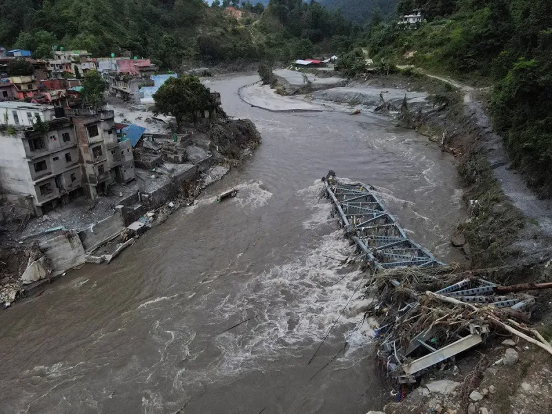 Catholic agencies respond to Nepal floods, as U.S. bishop calls for greater international aid