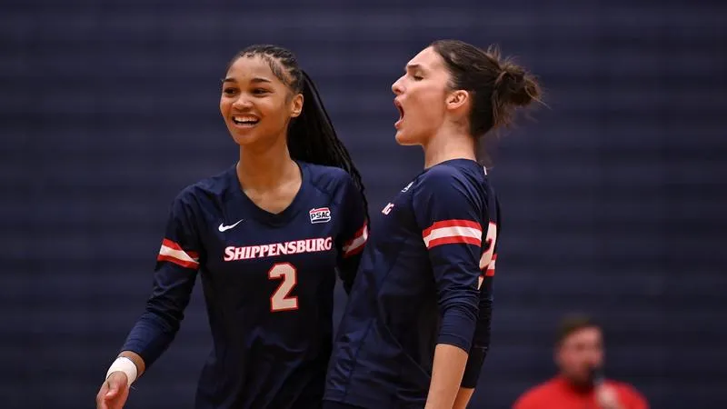 RECAP: Volleyball rallies to defeat Walsh in five sets