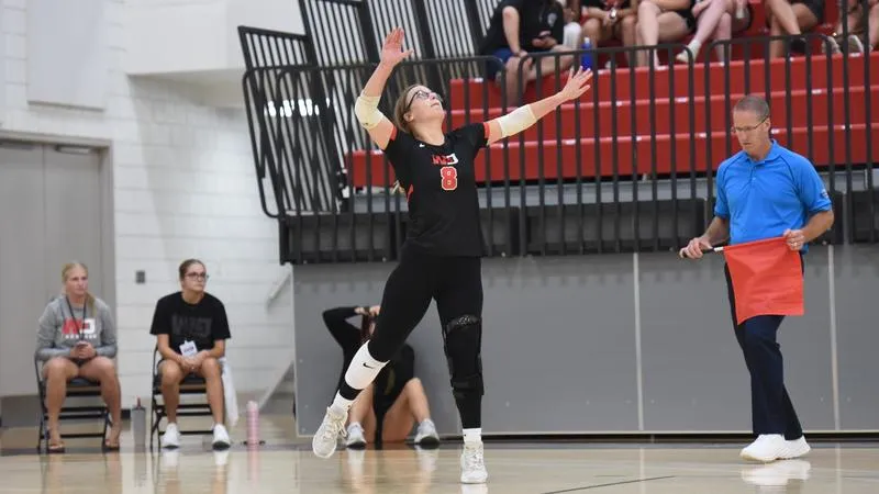 Women's Volleyball: Women's Volleyball Splits to Open Vicki Staton Memorial Tournament