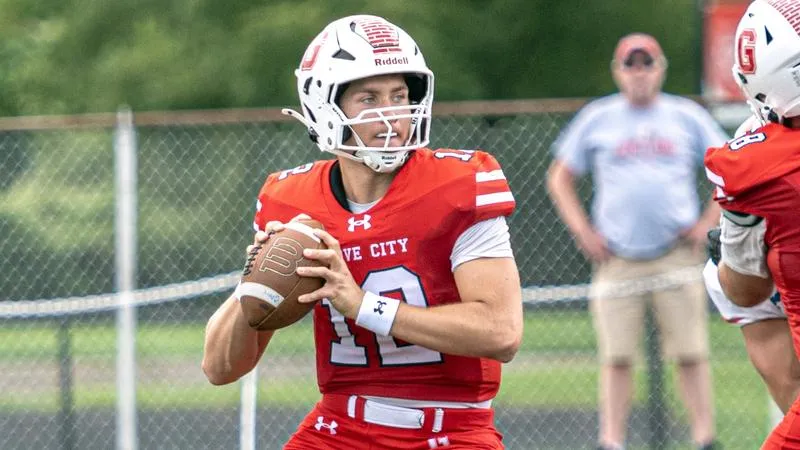 No. 23 Cortland holds off Grove City