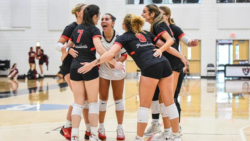Women's Volleyball: Presidents Sweep Oberlin to Highlight Saturday Showing at Vicki Staton Memorial Tournament