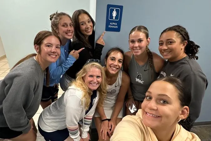 Tennis Earns First Win of 2026, Crago Picks Up First Win as Head Coach