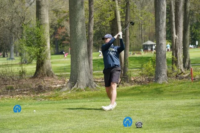 Thiel 3rd; Stubert, Nicklas top 10 at Pitt Bradford Invitational