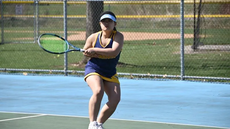 Stahl, Gecsey reach finals at King's College Invitational