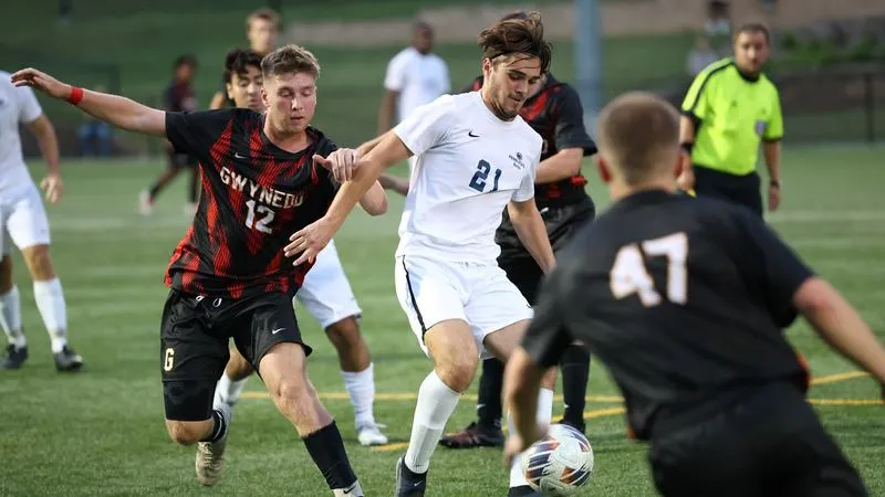 Late Goal by Altoona Stuns Men's Soccer