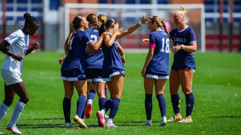 Sievering Scores Game-Winner as RMU Silences the Zips on Senior Day