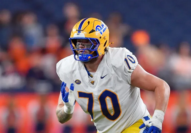 Pitt's offensive line gets plenty of praise, preps for Central Florida