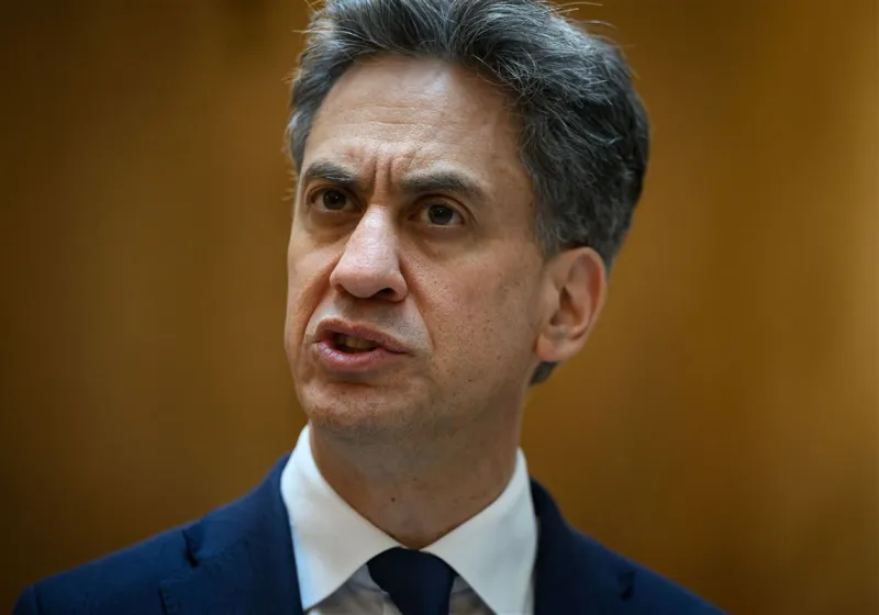 U.K. government bans goods from Israeli settlements and accuses settlers of 'ethnic cleansing'