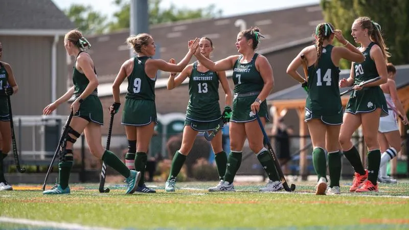 Field Hockey Tops SFU 2-1 for Season-Opening Win; Bannatyne's First as Head Coach
