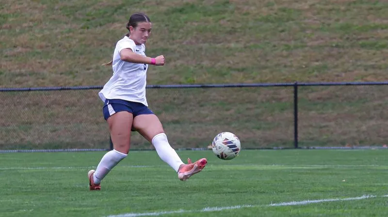 Three Dutchmen Score for Women's Soccer in Gelnovatch's First Win at LVC