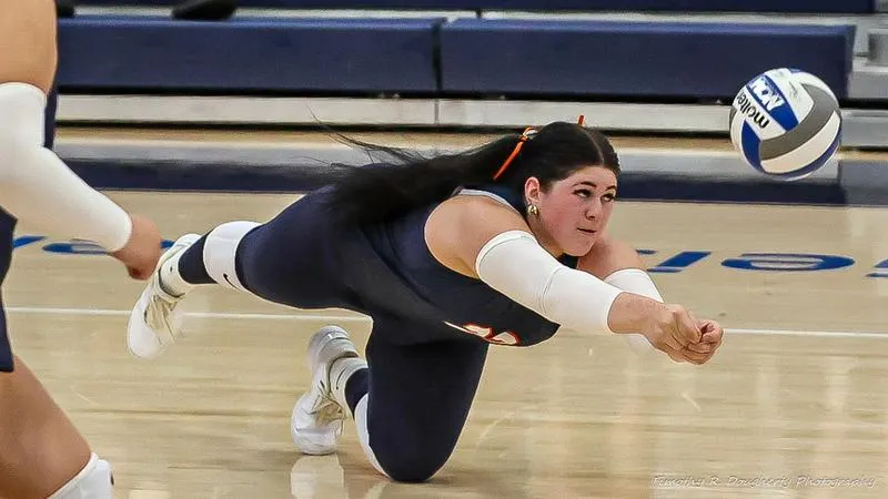 Volleyball Battles Wilkes in Non-Conference Matchup