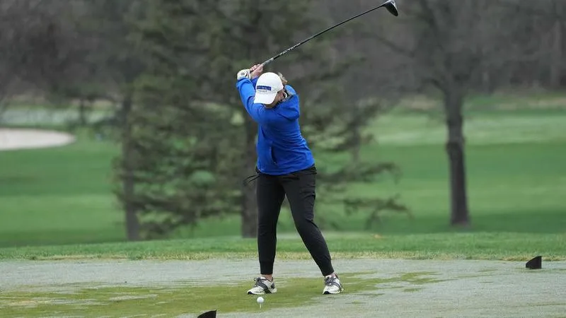 Women's Golf Places Fourth at Etown Fall Invitational