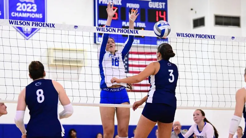 Phoenix Keep the Pressure On in Three-Set Battle