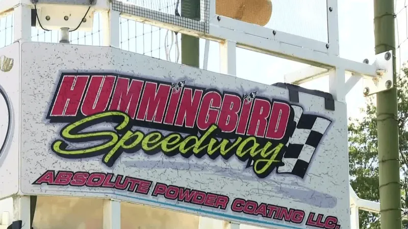 Popular Reynoldsville dirt track prepares for final race after decades in business
