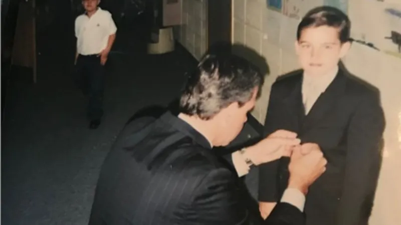 Son honors memory of dad who died saving 100+ people during 9/11 attacks: 'American hero'