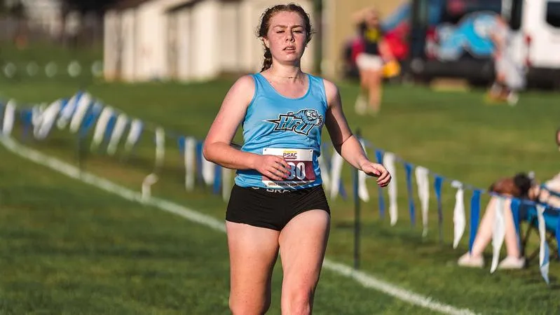 Women's Cross Country Posts Second Straight Top Three Finish