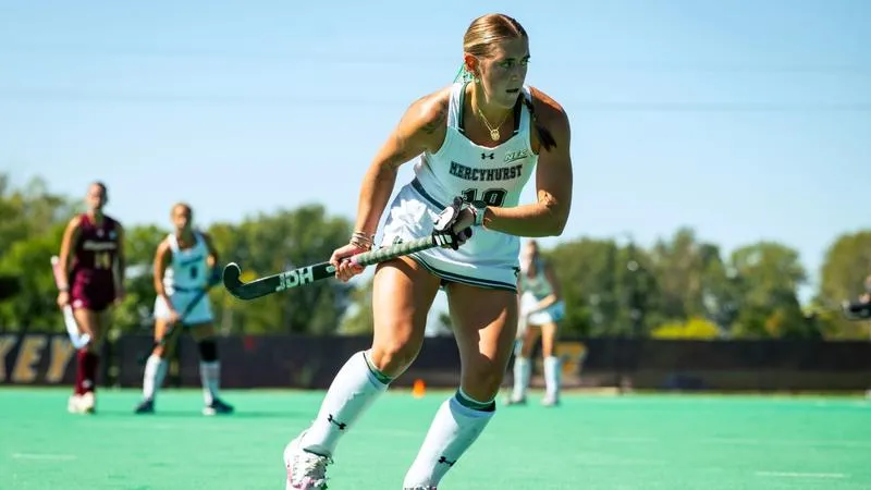 Field Hockey Falls to Saint Louis 6-0 on the Road