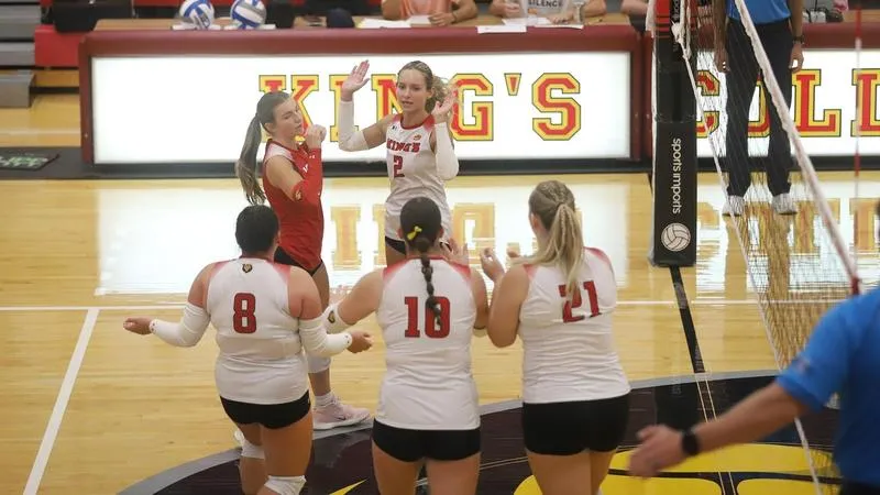 Women's Volleyball Cruises to Home Tri-Match Sweep