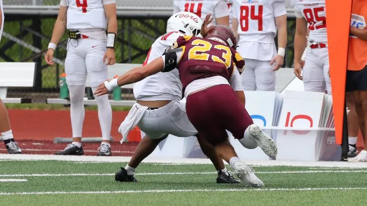 Huskies' Defense Shines in Narrow Loss to Edinboro