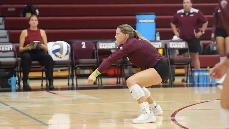 Volleyball Drops a Pair of Five-Set Matches in Chicago